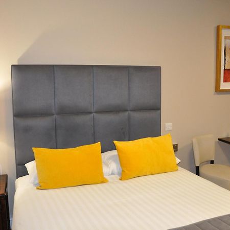 Hotel Nap Inn Барнет Экстерьер фото